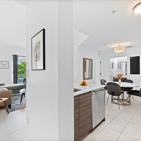Modern Apartment In Edgewater Miami Oda fotoğraf