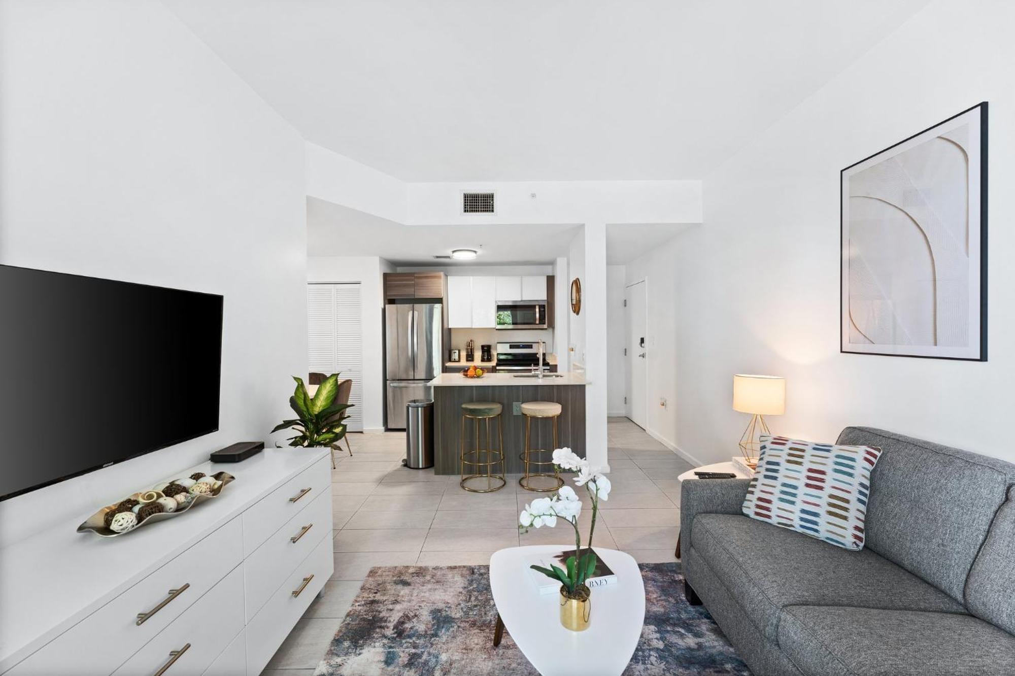 Modern Apartment In Edgewater Miami Oda fotoğraf